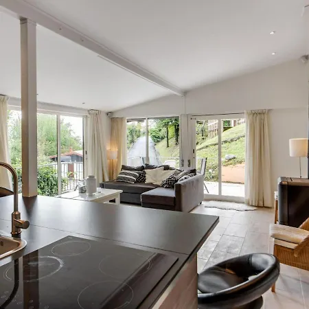 Luxury Bungalow In With Shared Pool Holiday home *